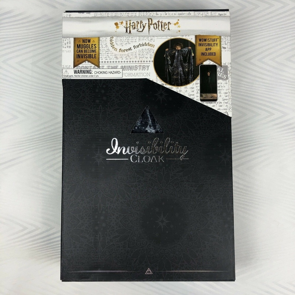 Harry Potter Invisibility Cloak Set Brand New